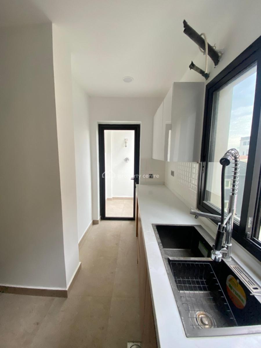 4 Bedroom Apartment with Swimming Pool, Gym & Elevator, Ikoyi, Lagos, Flat / Apartment for Rent