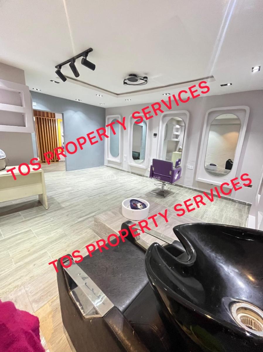 Beautifully Furnished Salon Space, Lekki Phase 1, Lekki Phase 1, Lekki, Lagos, Warehouse for Rent