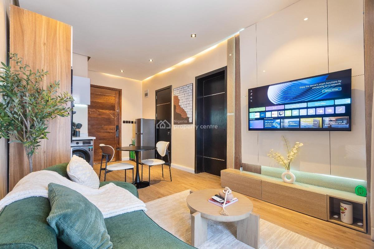 Cinematic Masterpiece, One Bed in a Nice Estate, Lekki Phase 1, Lekki, Lagos, Flat / Apartment Short Let