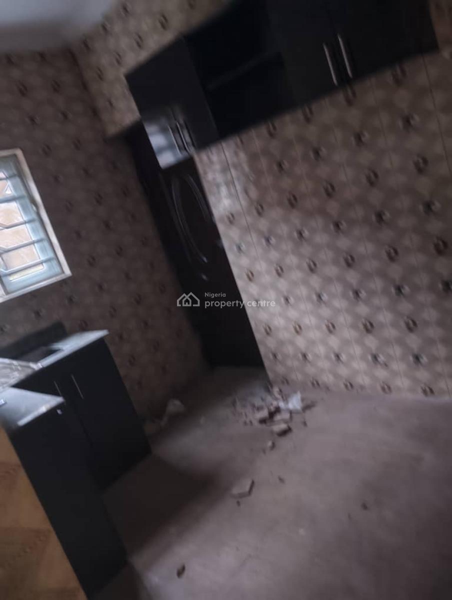 Luxury Room and Parlor Self Contained, Ofin Estate, Igbogbo, Ikorodu, Lagos, Flat / Apartment for Rent