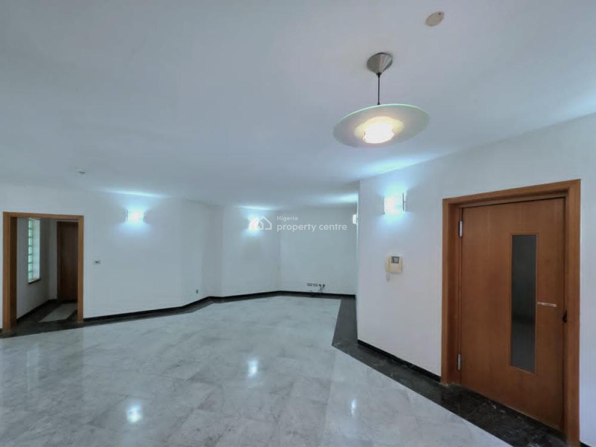 a Well-built Built Spacious & Serviced 3-bedroom Flat, Maitama District, Abuja, Flat / Apartment for Rent