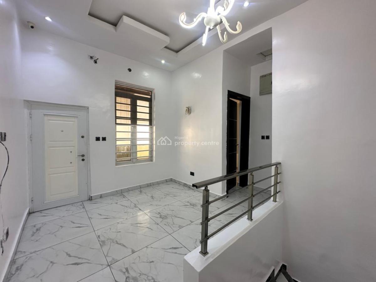 Fantastic 4 Bedroom Semi Detached Duplex with Bq, Chevron Drive, Lekki Expressway, Lekki, Lagos, Semi-detached Duplex for Rent