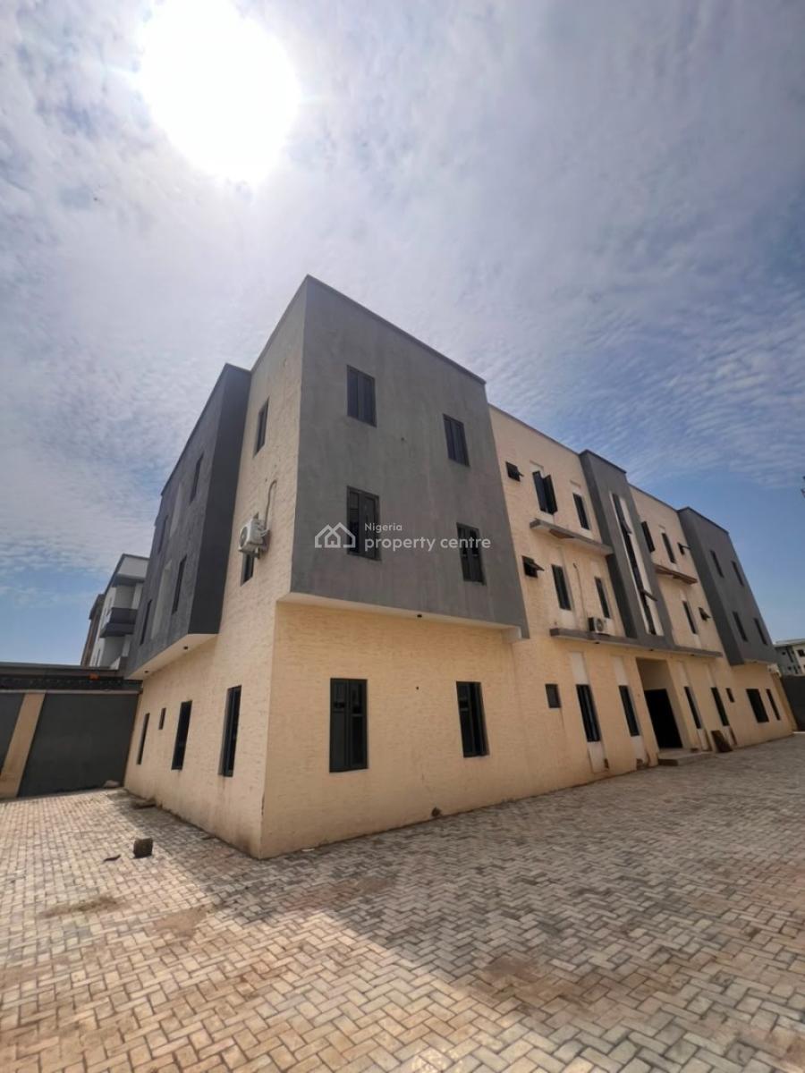 a Brand New Spacious 3-bedroom Flat + 1bq, By Gilmore Construction. ( Video of The Apartment Is Attached), Jahi, Abuja, Flat / Apartment for Rent