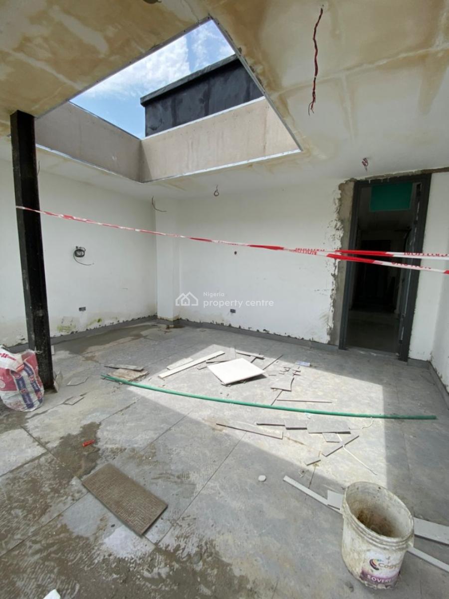 5 Bedroom Luxury Home with Swimming Pool and 2 Bq, Banana Island, Ikoyi, Lagos, Detached Duplex for Sale