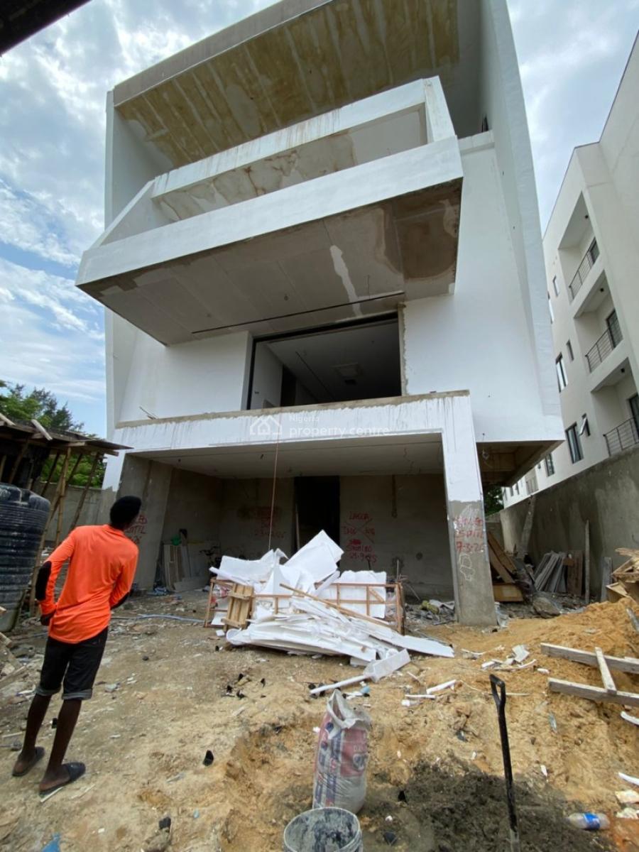 5 Bedroom Luxury Home with Swimming Pool and 2 Bq, Banana Island, Ikoyi, Lagos, Detached Duplex for Sale