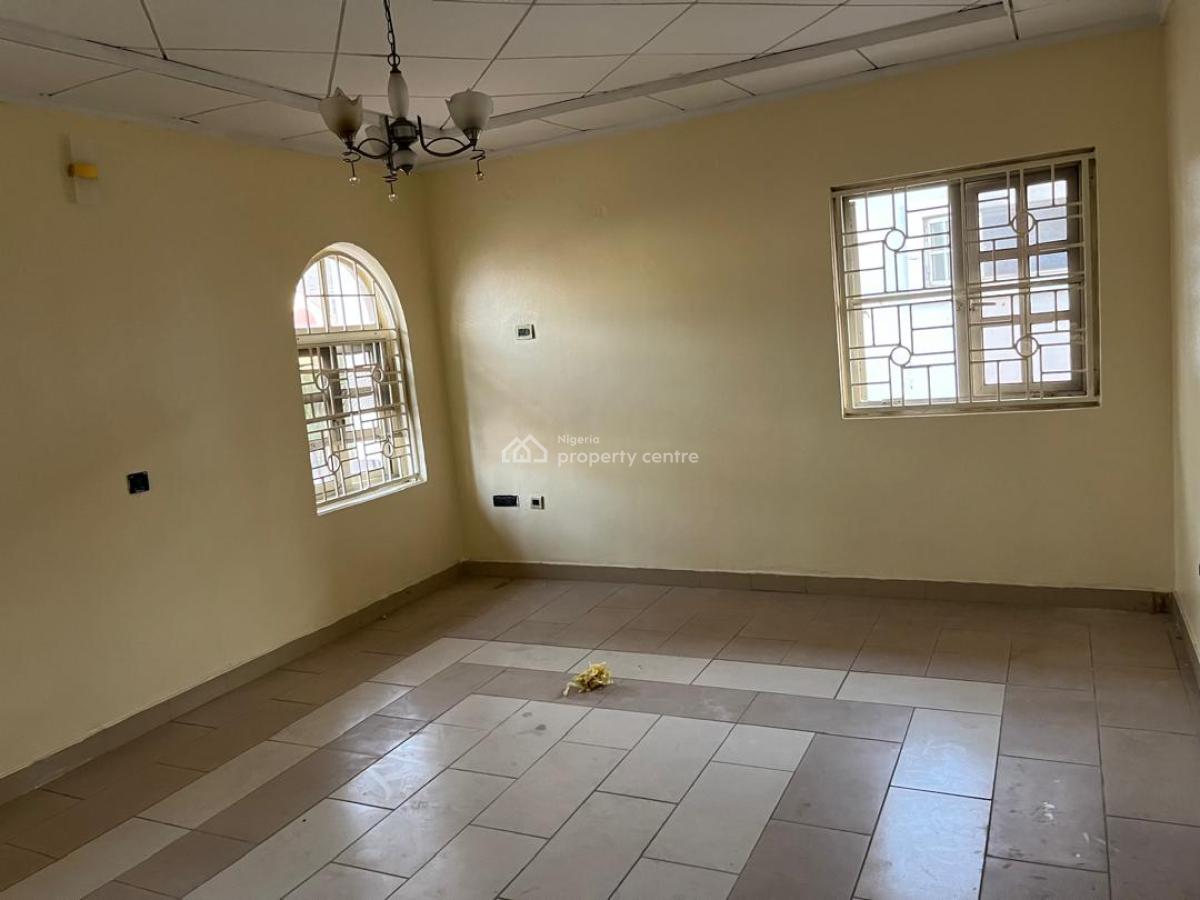 Newly Renovated 4 Bedroom Semi-detached Duplex with a Room Bq, Lekki Phase 1, Lekki, Lagos, House for Rent