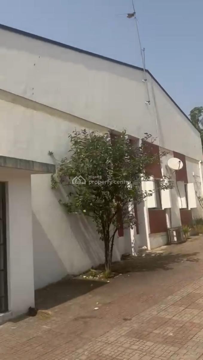 5 Bedroom Bungalow Sitting on 1400sqm of a Residential Land, Maitama District, Abuja, Residential Land for Sale