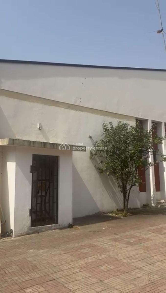 5 Bedroom Bungalow Sitting on 1400sqm of a Residential Land, Maitama District, Abuja, Residential Land for Sale