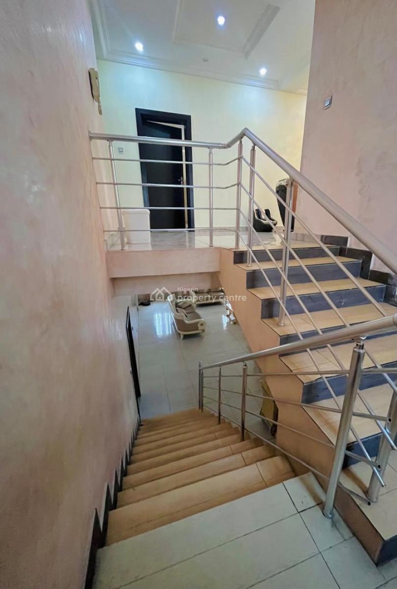 Well Maintained 5 Bedroom Fully Detached Home, Osapa, Lekki, Lagos, Detached Duplex for Sale