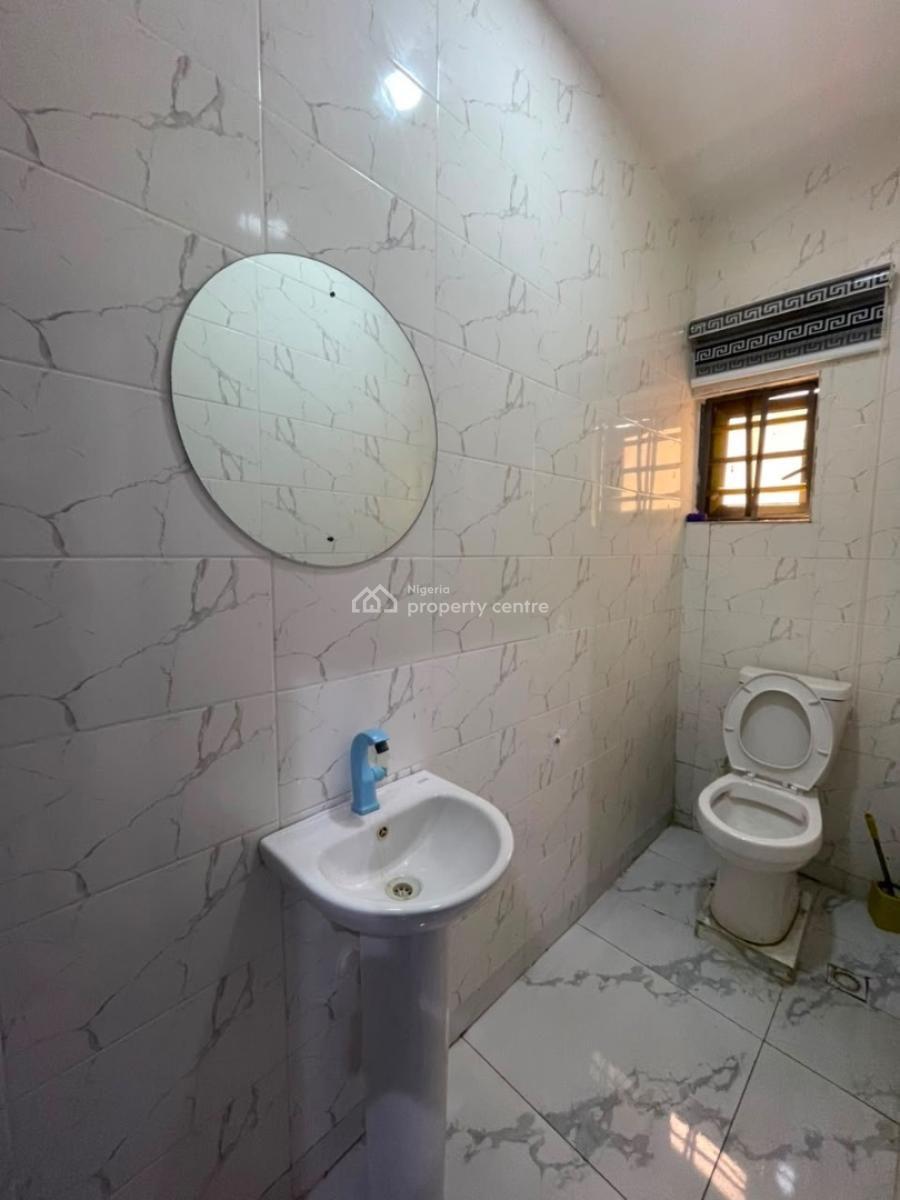 Luxury 1bed with 24hrs Light(solar) Upstairs in Scrd Est, Thera Anex, Ajah, Lagos, Mini Flat (room and Parlour) for Rent