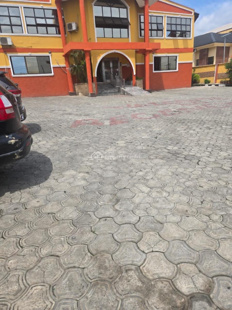 3,000m2 Standard Commercial Hall, Otunba Jobi-fele Way Alausa Lagos., Ikeja, Lagos, Hall for Rent