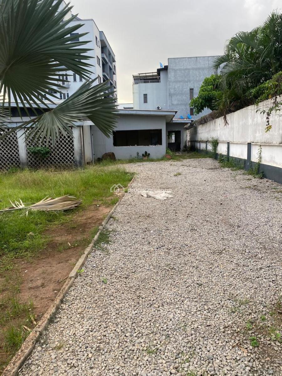 Bungalow on 3400sqm of Land, Adekunle Fajuyi Way, Ikeja Gra, Ikeja, Lagos, House for Sale