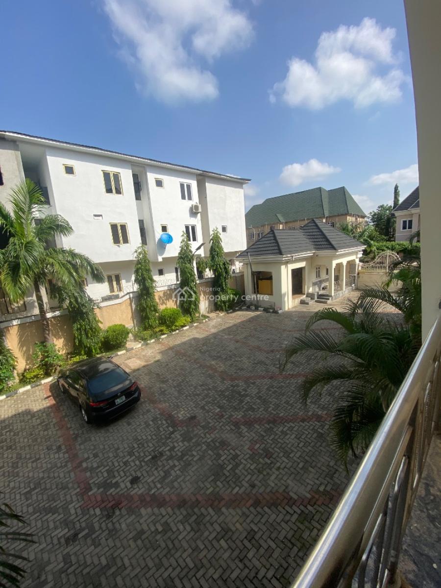 Spacious 4 Bedroom Terrace Duplex, Guzape Main, Guzape District, Abuja, Flat / Apartment for Rent