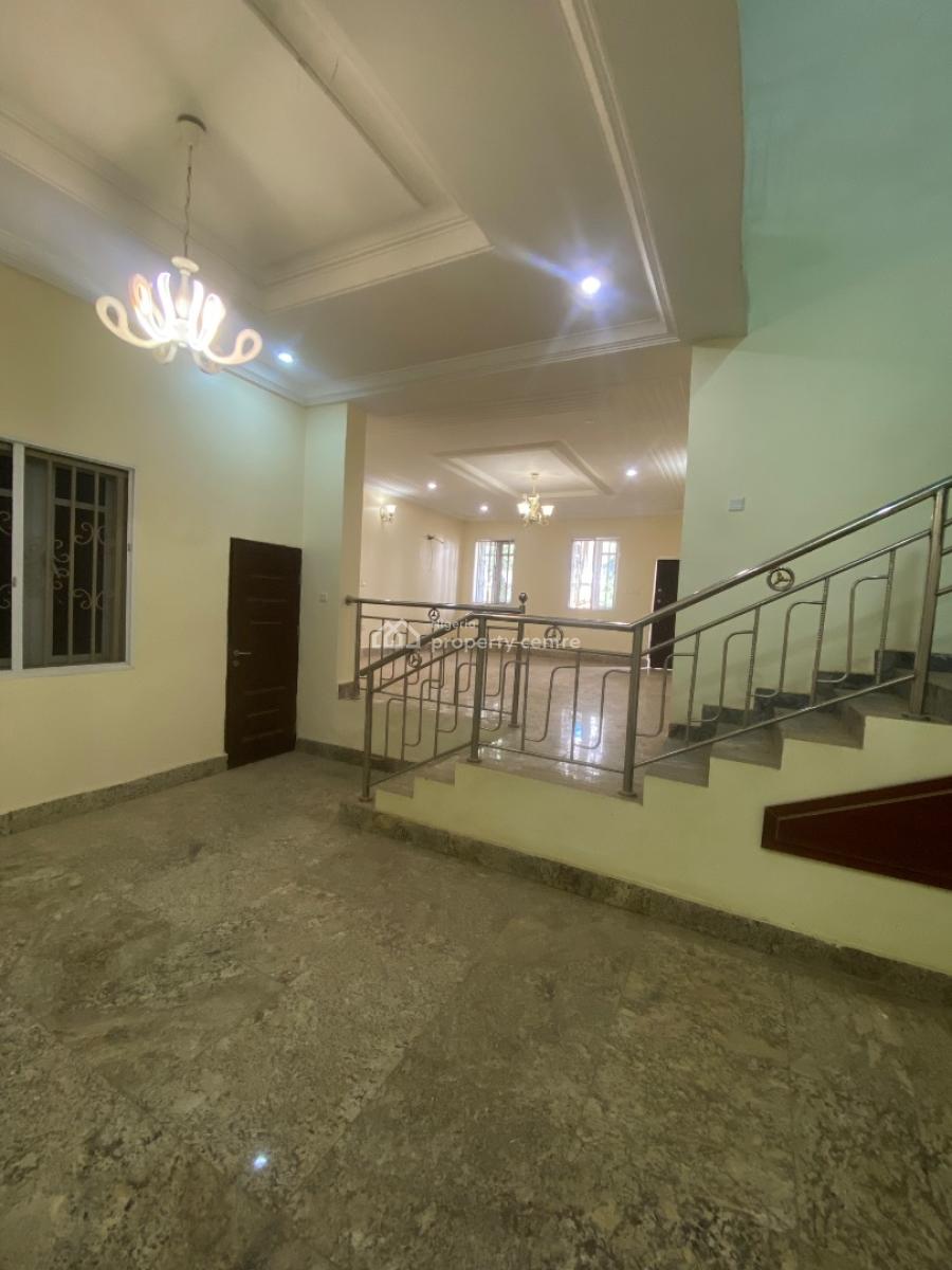 Spacious 4 Bedroom Terrace Duplex, Guzape Main, Guzape District, Abuja, Flat / Apartment for Rent
