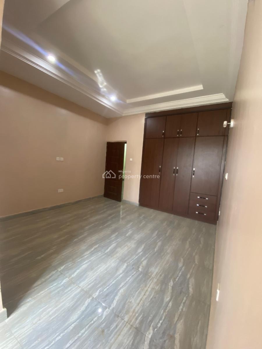 Spacious 4 Bedroom Terrace Duplex, Guzape Main, Guzape District, Abuja, Flat / Apartment for Rent