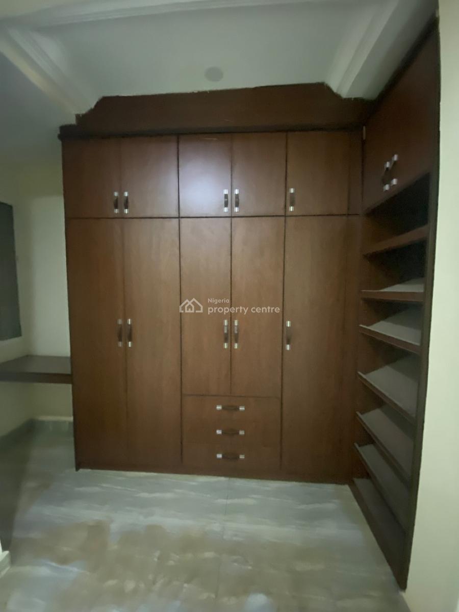 Spacious 4 Bedroom Terrace Duplex, Guzape Main, Guzape District, Abuja, Flat / Apartment for Rent