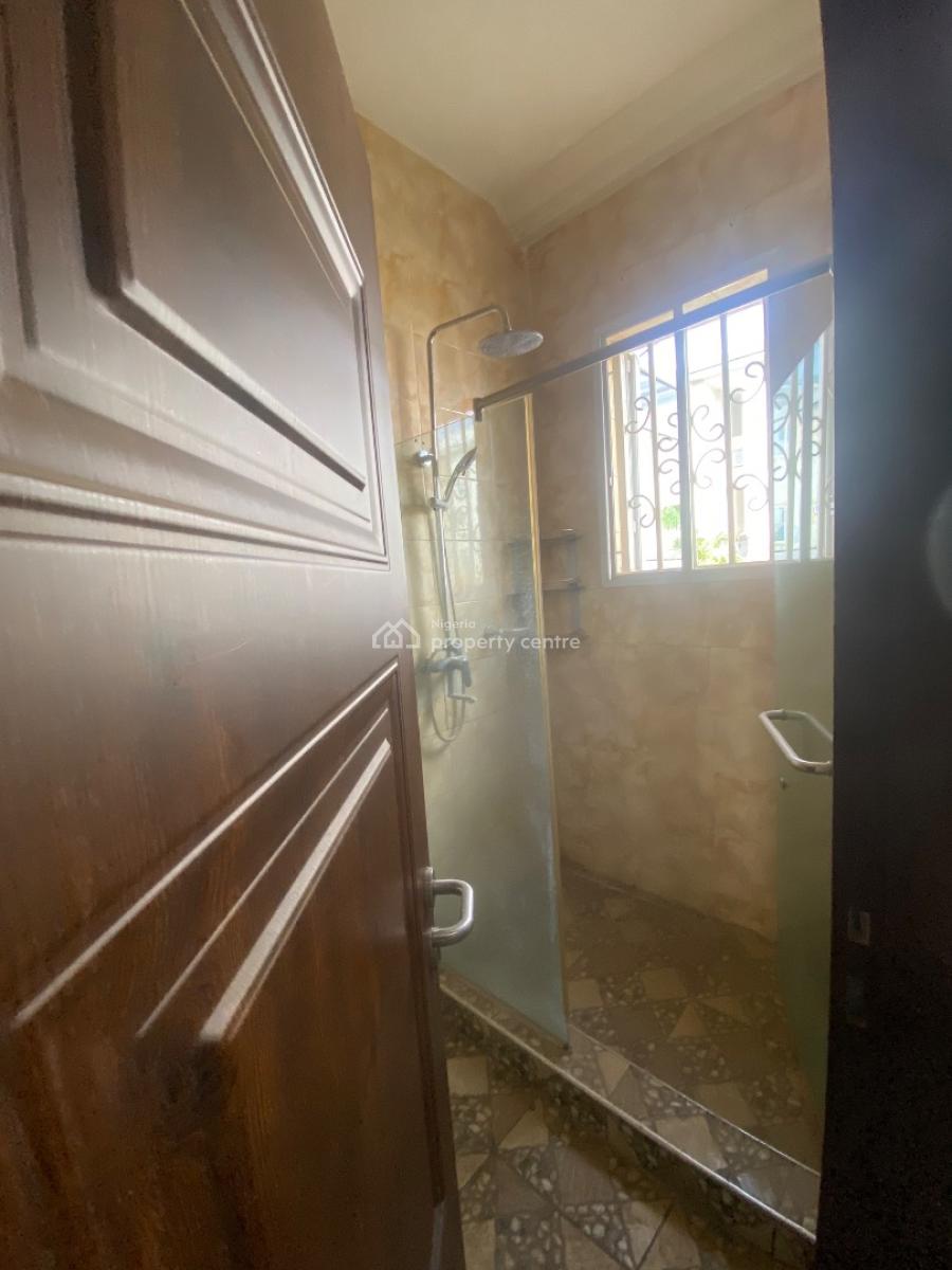 Spacious 4 Bedroom Terrace Duplex, Guzape Main, Guzape District, Abuja, Flat / Apartment for Rent
