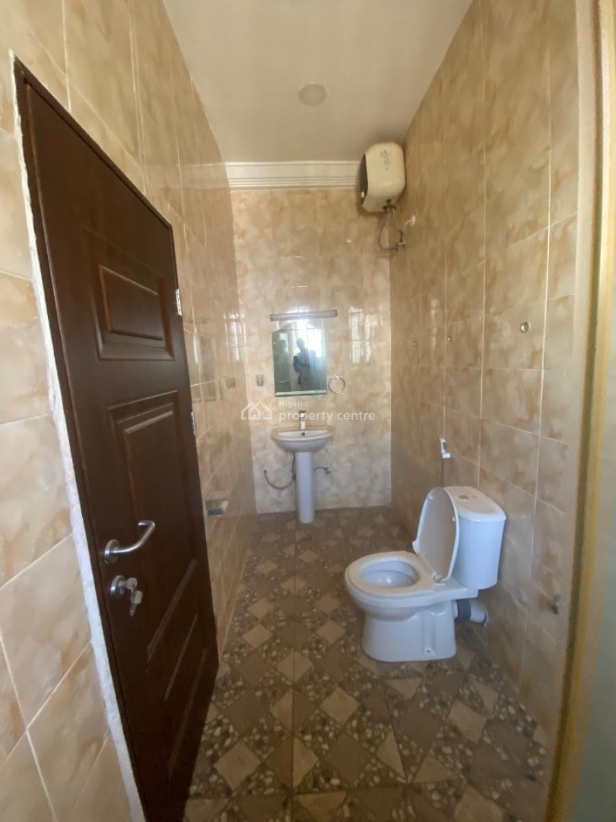 Spacious 4 Bedroom Terrace Duplex, Guzape Main, Guzape District, Abuja, Flat / Apartment for Rent