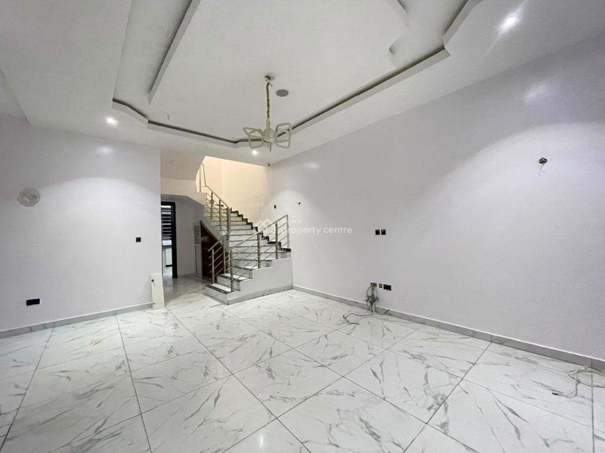 Modern Built Well Maintained 4 Bedrooms Semi Detached Duplex, Chevron Drive, Lekki, Lagos, Semi-detached Duplex for Rent