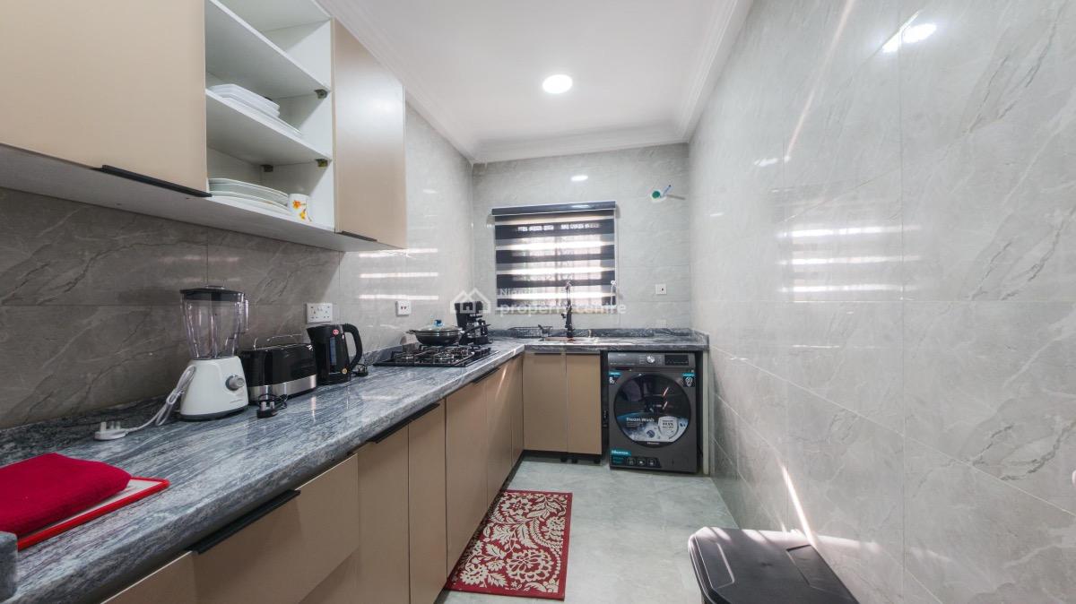 Modern 2-bedroom Executive Apartment with Smart Lock Access, Lekki Phase 1, Lekki, Lagos, Flat / Apartment Short Let