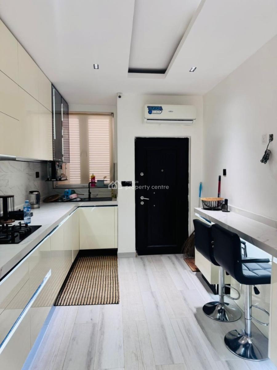 Exquisitely Detailed 3 Bedroom Apartment with Bq, Elevator & Pool, Ikoyi, Lagos, Banana Island, Ikoyi, Lagos, Flat / Apartment for Sale