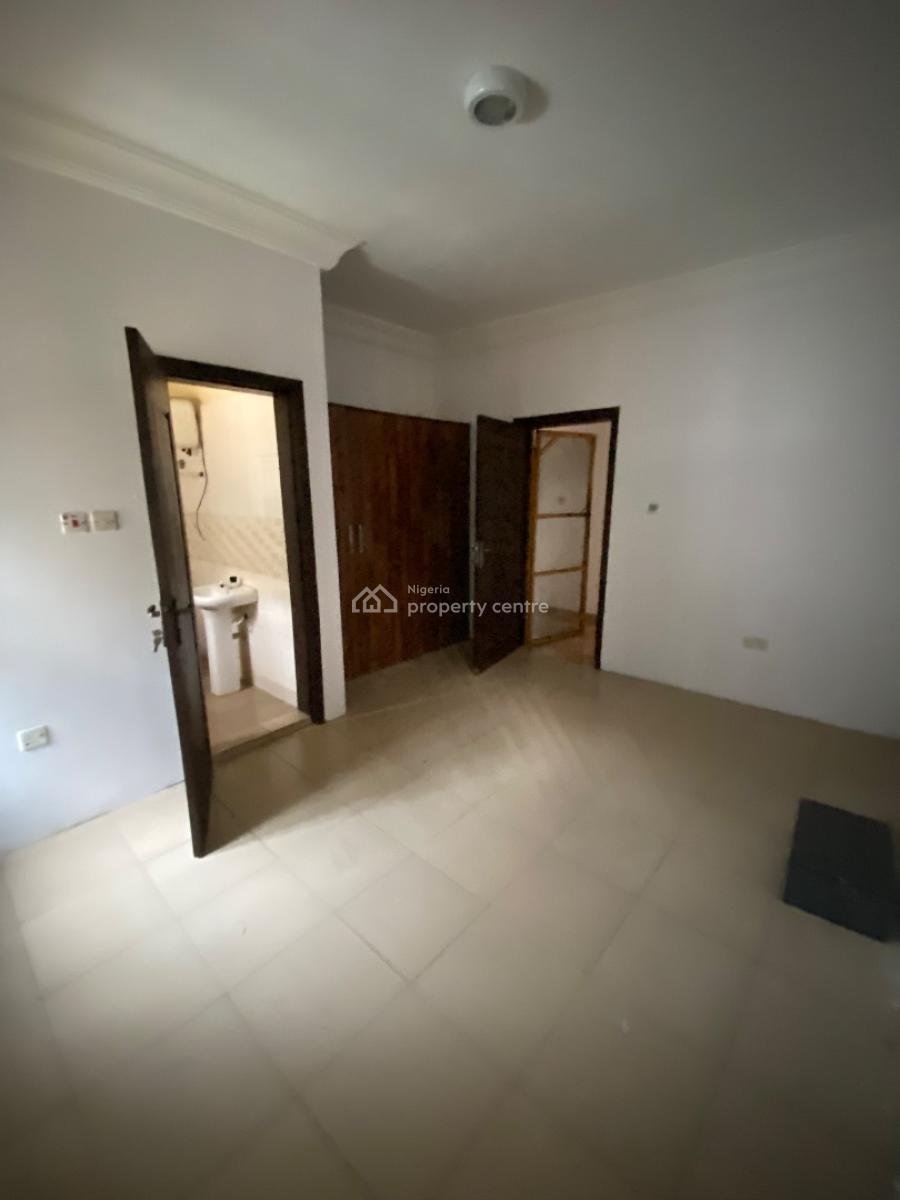 Very Spacious  3 Bedroom Apartment, Close to Express  & All Rooms Ensuite, Ikota, Lekki, Lagos, Flat / Apartment for Rent