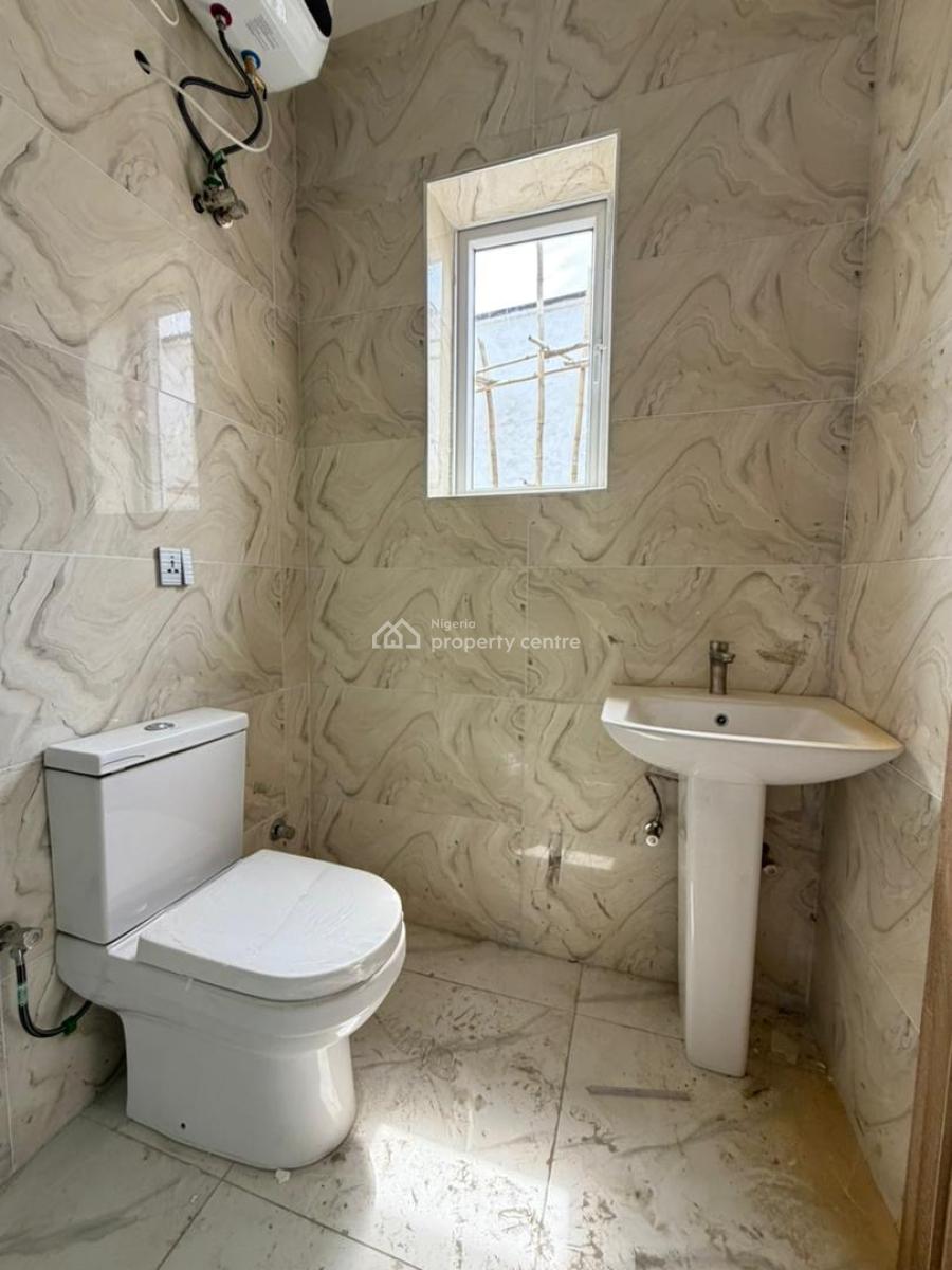 Contemporary 3 Bedroom Maisonette, Phase 1, Lekki, Lagos, Flat / Apartment for Sale