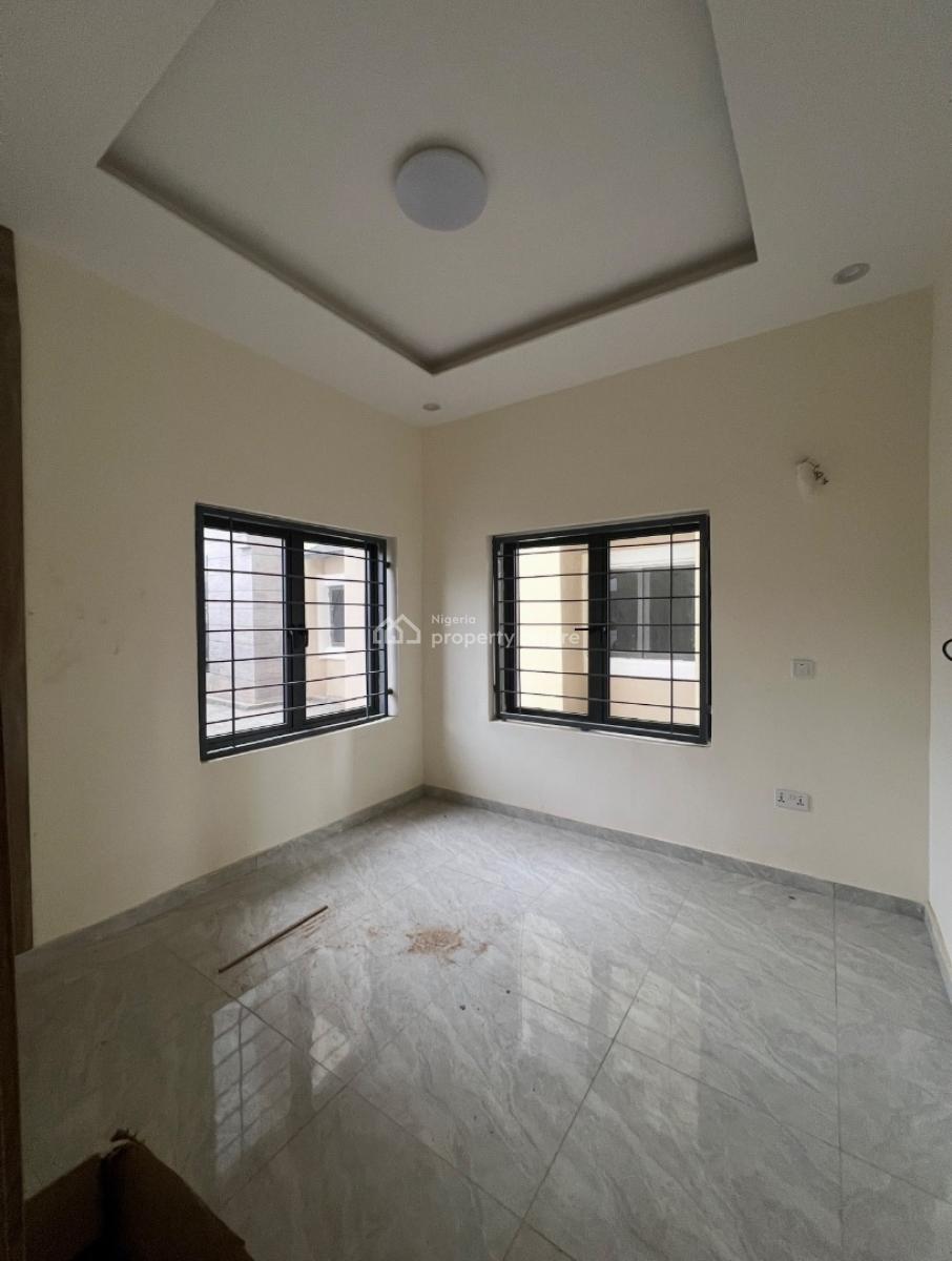 4 Bedroom Townhouse with En-suite Bq, Mabushi, Abuja, Semi-detached Duplex for Rent