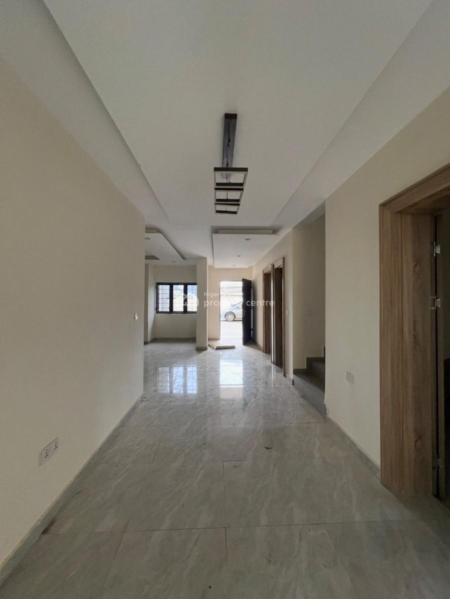 4 Bedroom Townhouse with En-suite Bq, Mabushi, Abuja, Semi-detached Duplex for Rent