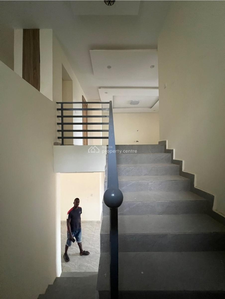4 Bedroom Townhouse with En-suite Bq, Mabushi, Abuja, Semi-detached Duplex for Rent