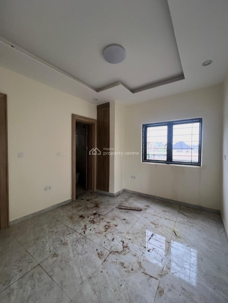 4 Bedroom Townhouse with En-suite Bq, Mabushi, Abuja, Semi-detached Duplex for Rent