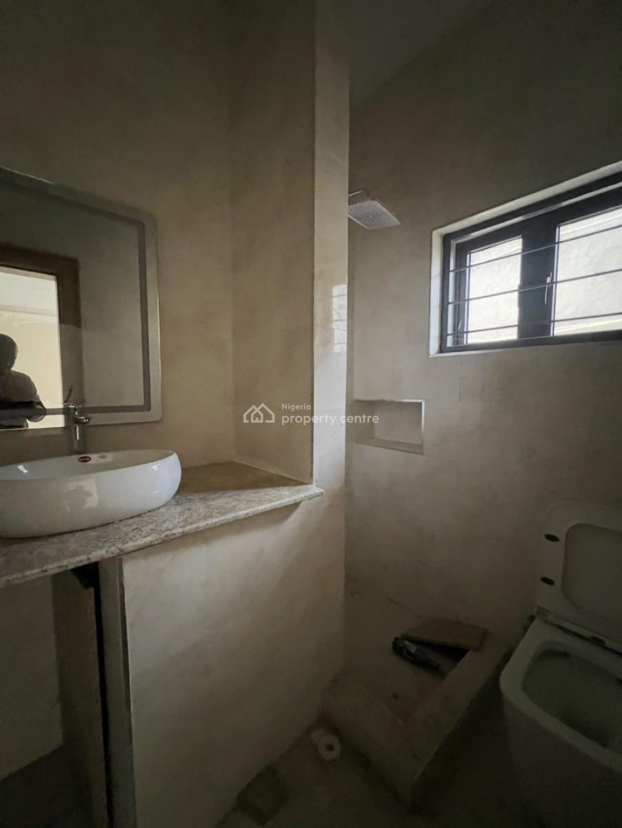 4 Bedroom Townhouse with En-suite Bq, Mabushi, Abuja, Semi-detached Duplex for Rent
