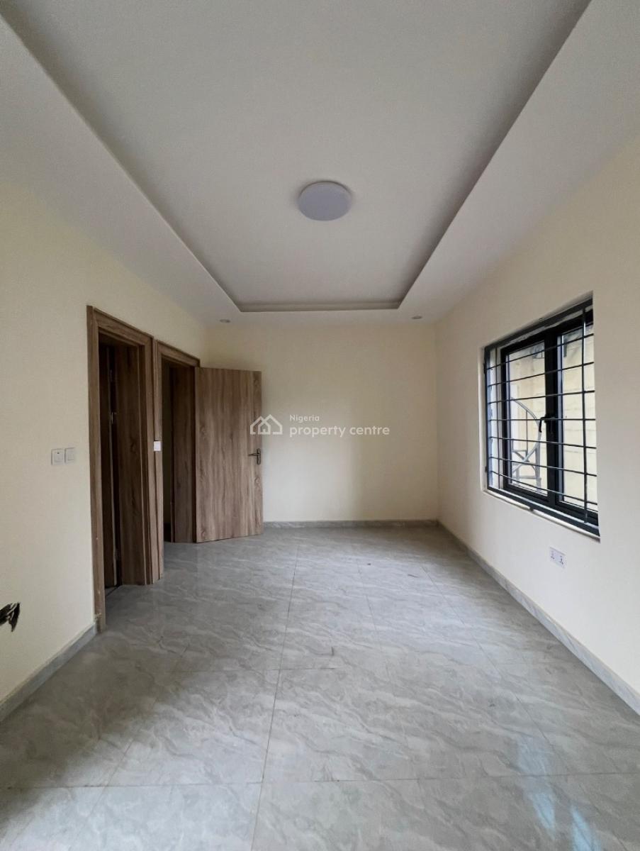 4 Bedroom Townhouse with En-suite Bq, Mabushi, Abuja, Semi-detached Duplex for Rent
