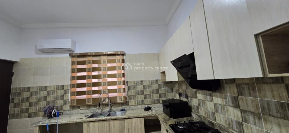 Partly Furnished 1-bedroom Smart Apartment., Adebisi Ladejobi Close, Hakeem Dickson Way, Lekki Phase 1, Lekki, Lagos, Mini Flat (room and Parlour) for Rent