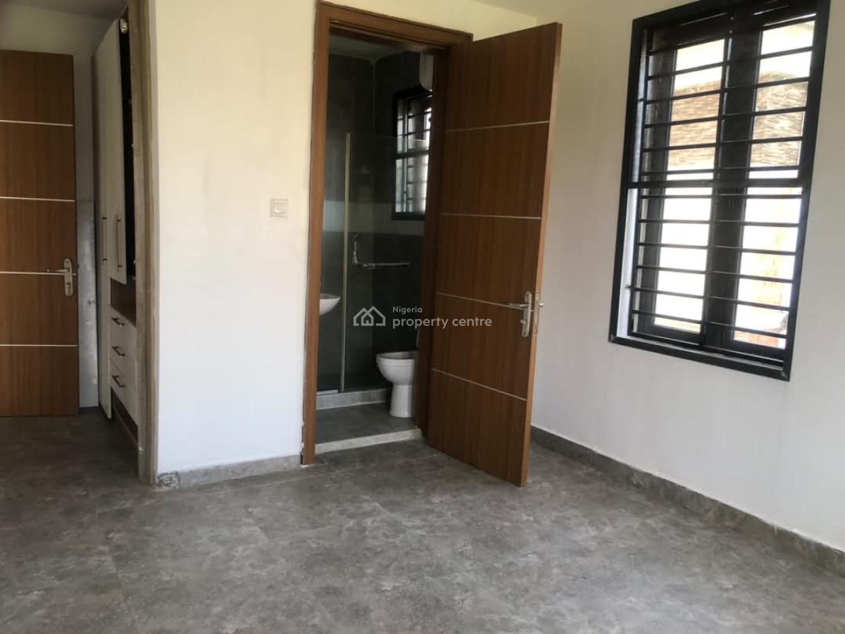 5 Bedroom Semidetached Duplex with Bq, New Road, Lekki, Lagos, Semi-detached Duplex for Rent