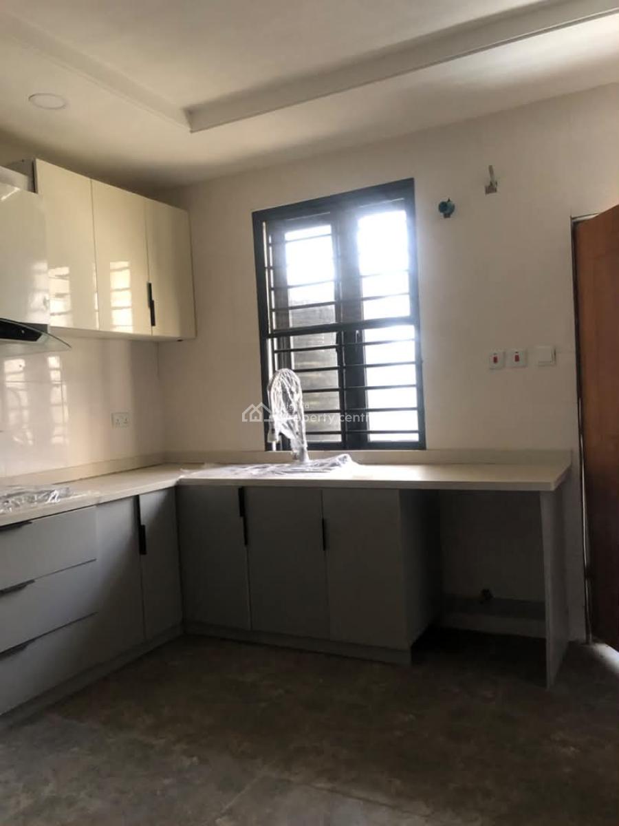 5 Bedroom Semidetached Duplex with Bq, New Road, Lekki, Lagos, Semi-detached Duplex for Rent