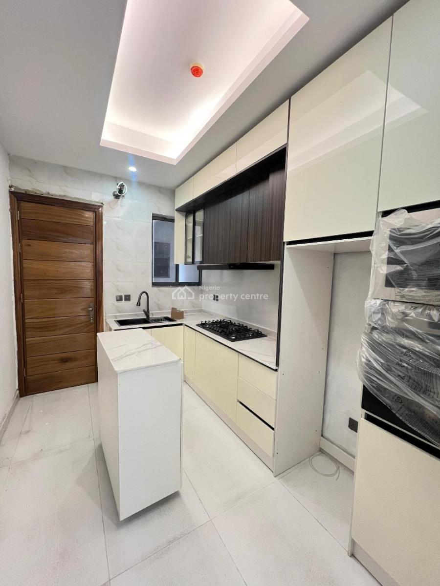 Brand New 2 Bedroom Apartments & 3 Bedroom Penthouse with Pool, Lekki, Lekki Phase 1, Lekki, Lagos, Flat / Apartment for Sale