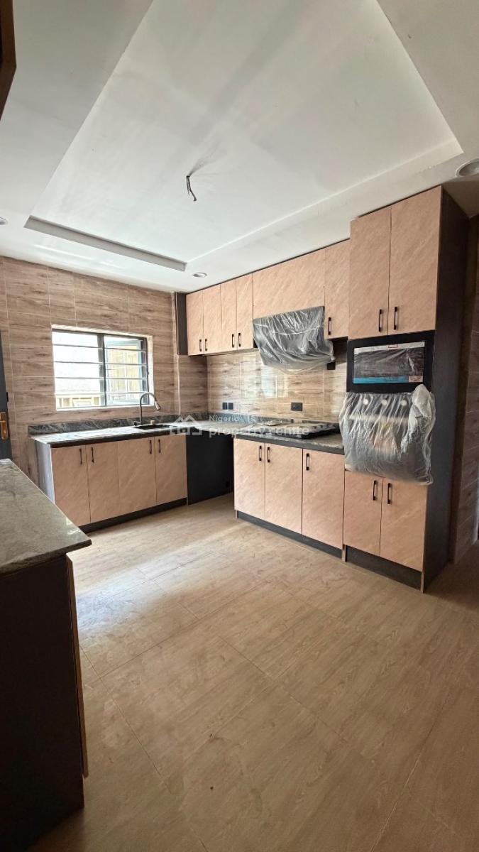 Newly Built 3 Bedroom Apartment, Yaba, Lagos, Flat / Apartment for Sale
