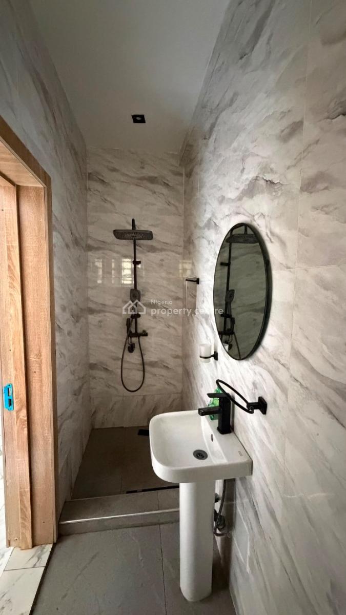 Newly Built 3 Bedroom Apartment, Yaba, Lagos, Flat / Apartment for Sale
