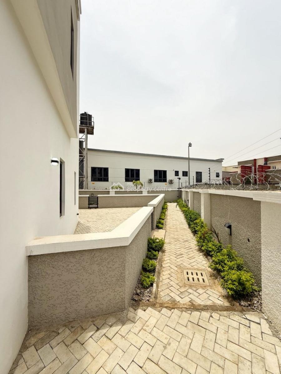 Luxury 4 Bedroom Simi Detach Terrace Duplex, Vanderbug Estate, Jahi, Abuja, Terraced Duplex for Sale