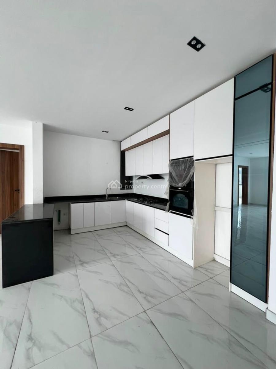 Stunning 2 Bedroom Apartment Plus Top Tier Amenities, Premier 1/2 Bedroom Home - Pool, Gym, Elevator & Concierge Services, Victoria Island (vi), Lagos, Block of Flats for Sale