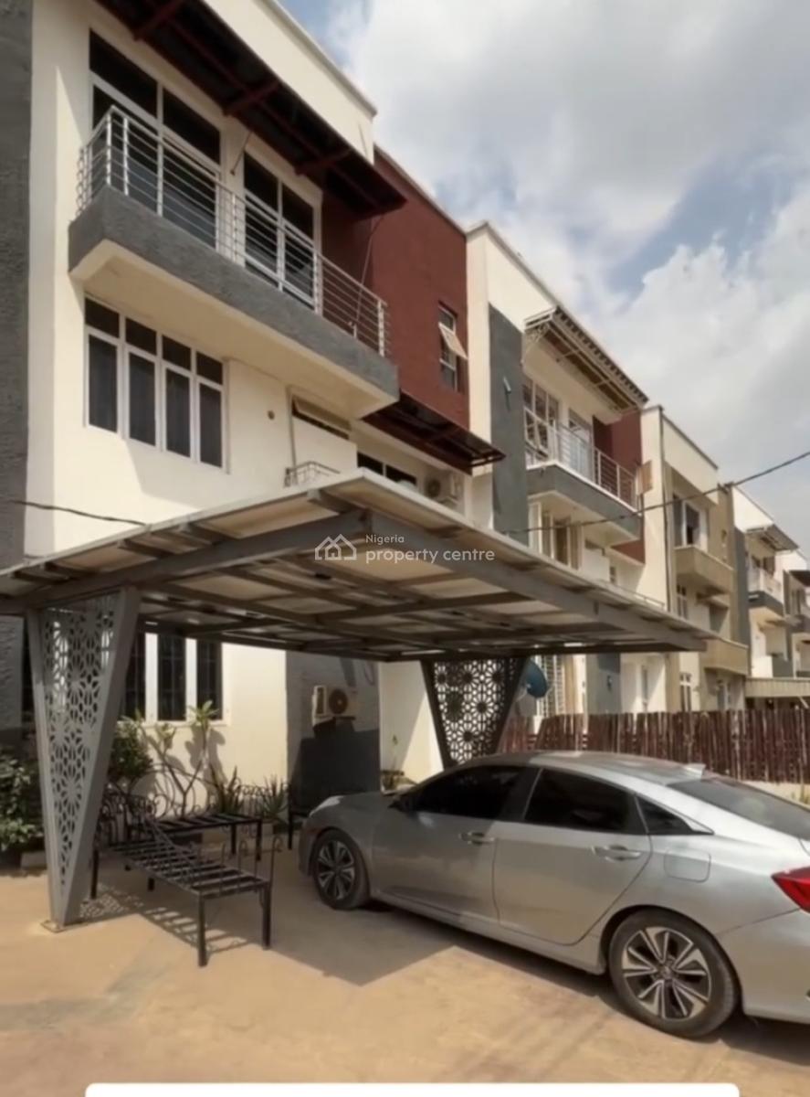 Fully Furnished Spacious 6 Bedrooms, Dantata Estate, Gwarinpa, Abuja, Terraced Duplex for Sale