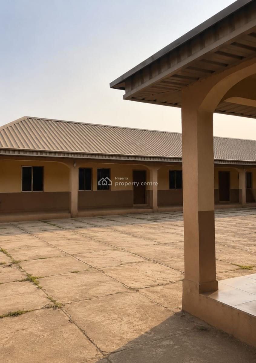 5units of Single(room and Parlour), Opposite Och(osogbo Central Hospital), Oke Baale Area, Osogbo, Osun, Block of Flats for Sale