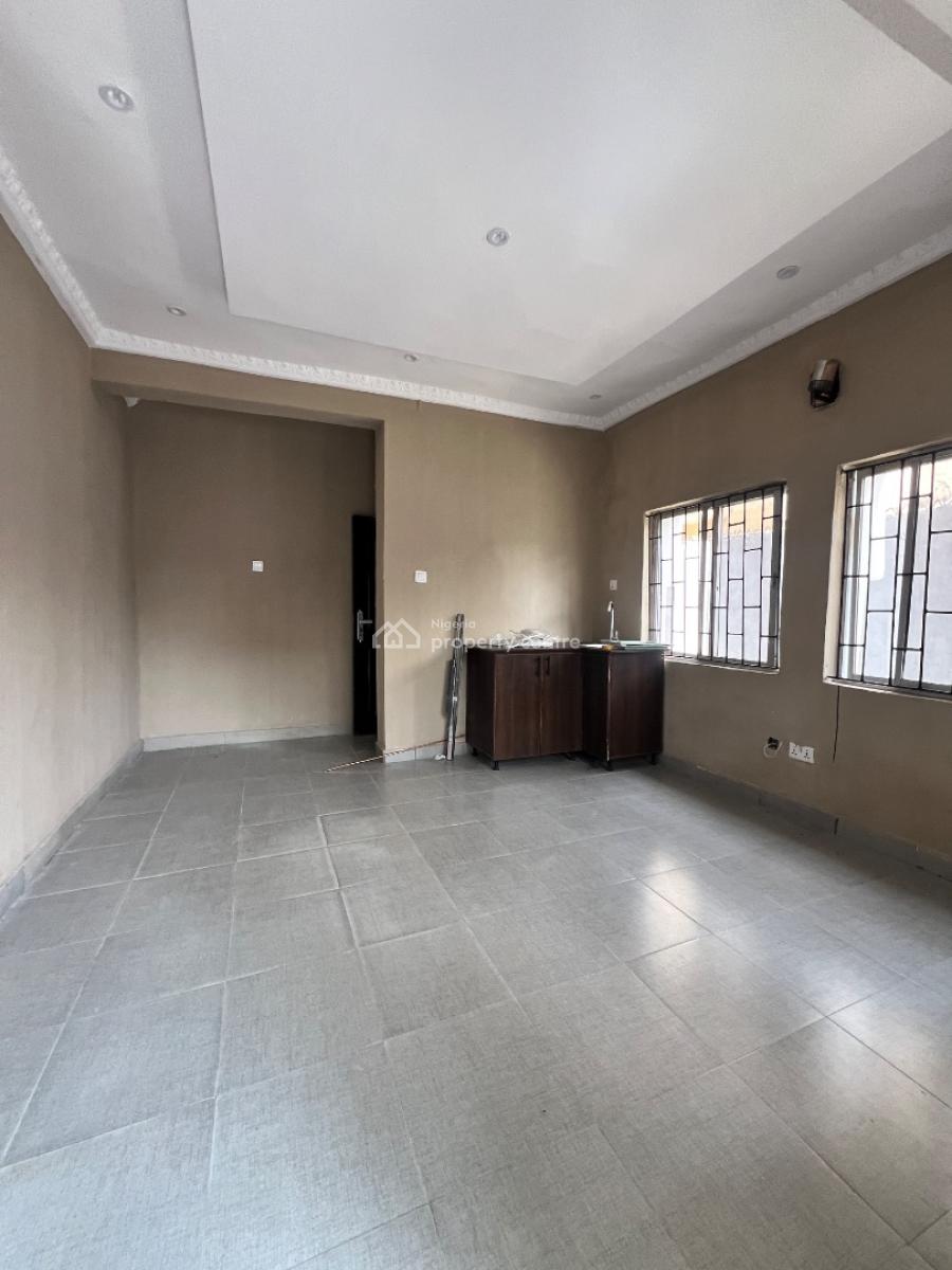 Spacious 1 Bedroom Apartment, Lekki Phase 1, Lekki, Lagos, Mini Flat (room and Parlour) for Rent