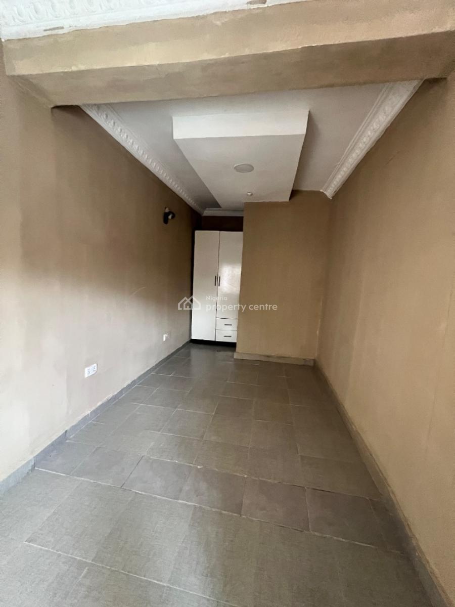 Spacious 1 Bedroom Apartment, Lekki Phase 1, Lekki, Lagos, Mini Flat (room and Parlour) for Rent