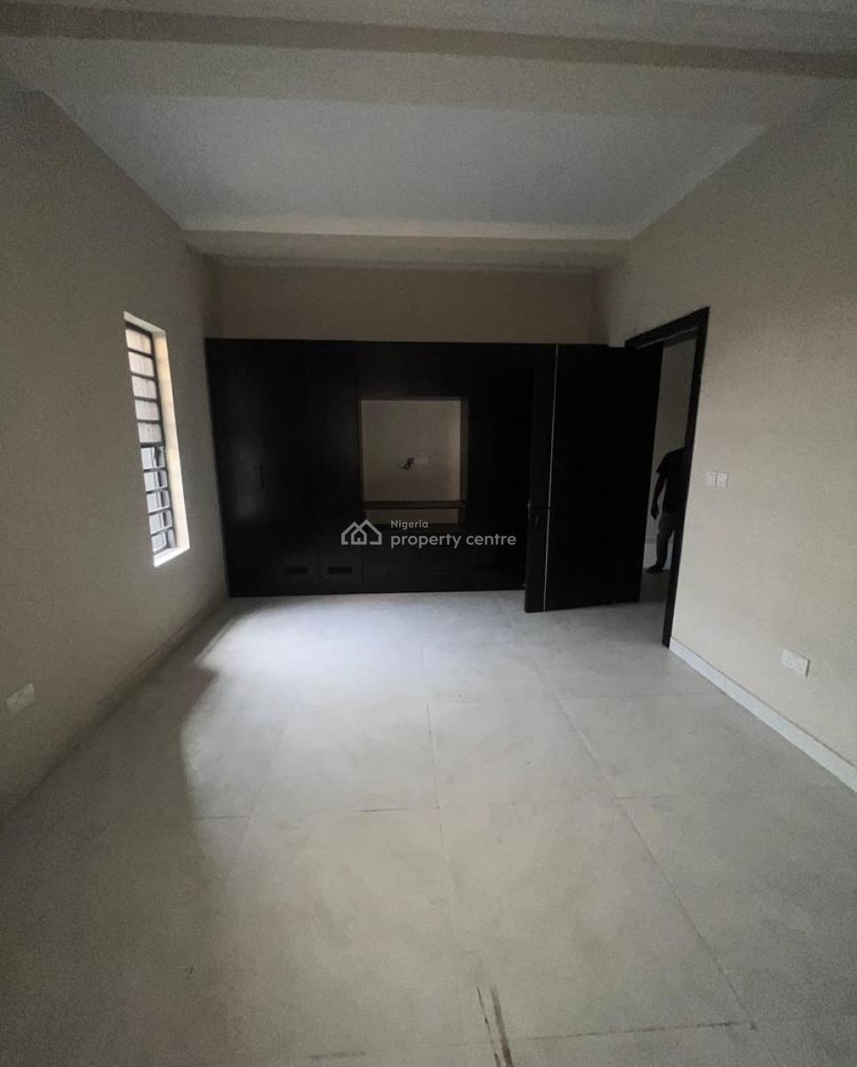 2 Bedroom Apartment, Ikota, Lekki, Lagos, Block of Flats for Sale