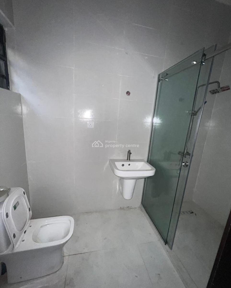 2 Bedroom Apartment, Ikota, Lekki, Lagos, Block of Flats for Sale