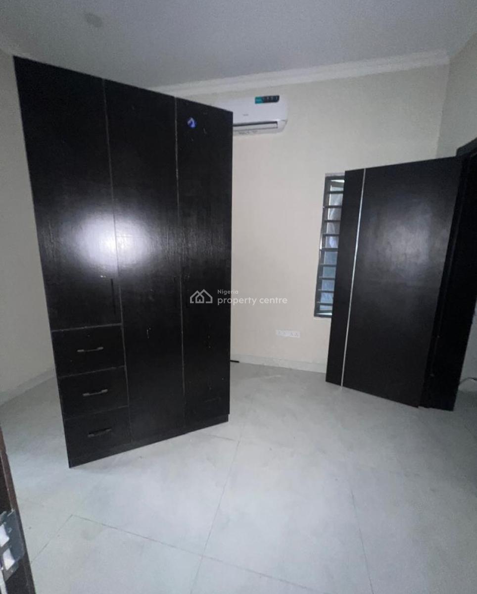 2 Bedroom Apartment, Ikota, Lekki, Lagos, Block of Flats for Sale