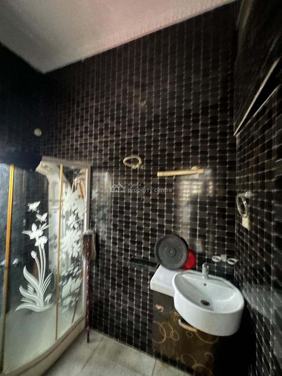 70 Square-meter Commercial Space. Suitable for a Studio Or an Office, Olori Muyibat Oyefusi, Lekki Phase 1, Lekki, Lagos, Commercial Property for Rent