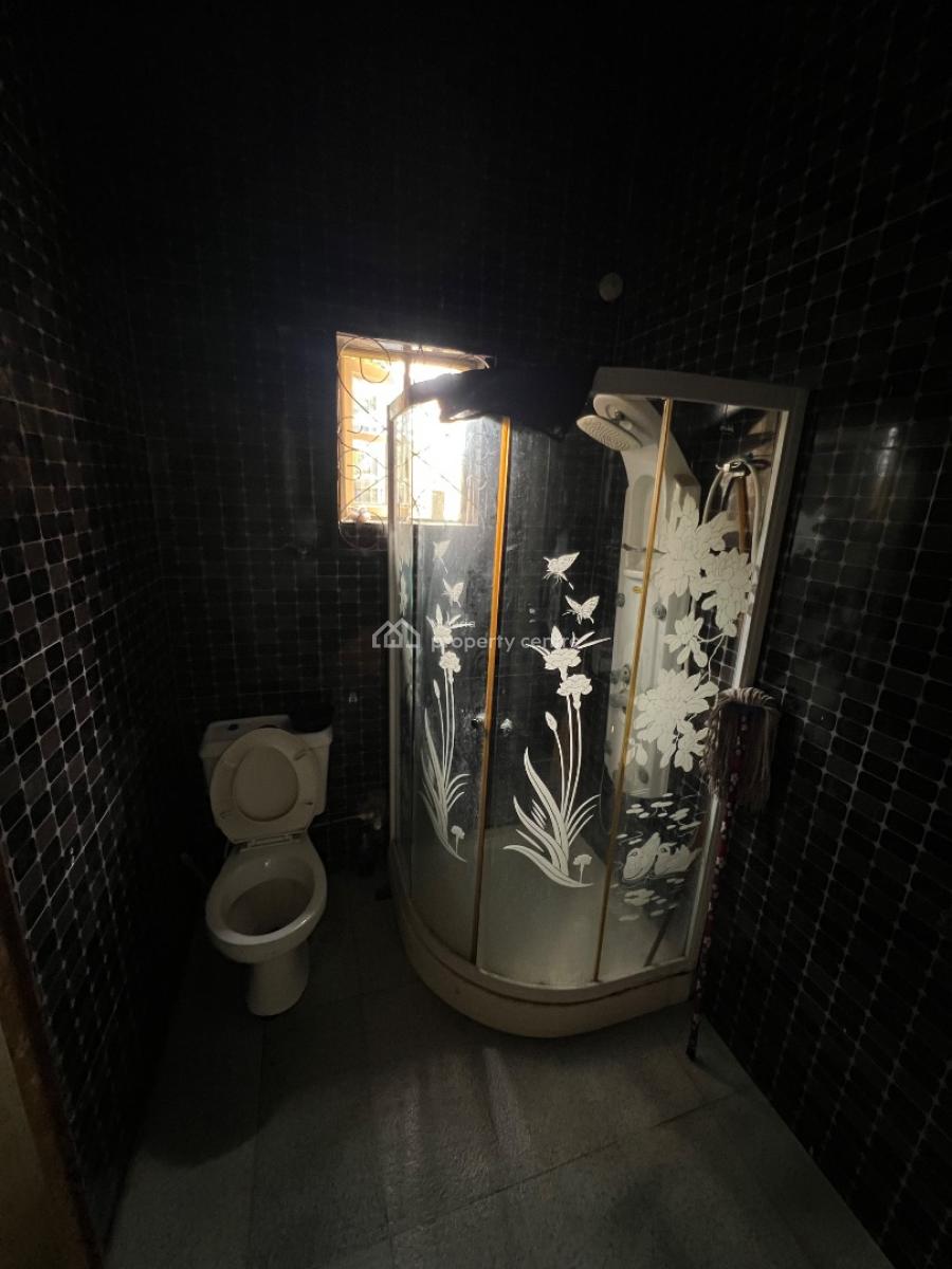70 Square-meter Commercial Space. Suitable for a Studio Or an Office, Olori Muyibat Oyefusi, Lekki Phase 1, Lekki, Lagos, Commercial Property for Rent
